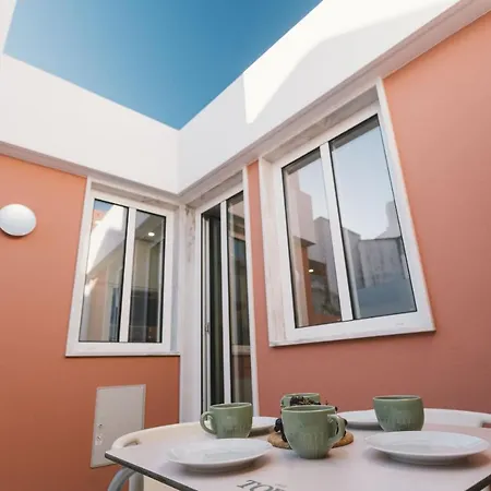 60 - Lusiadas I Apartment Peniche