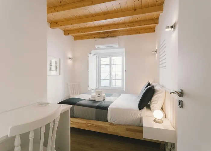 60 - Lusiadas I * Peniche